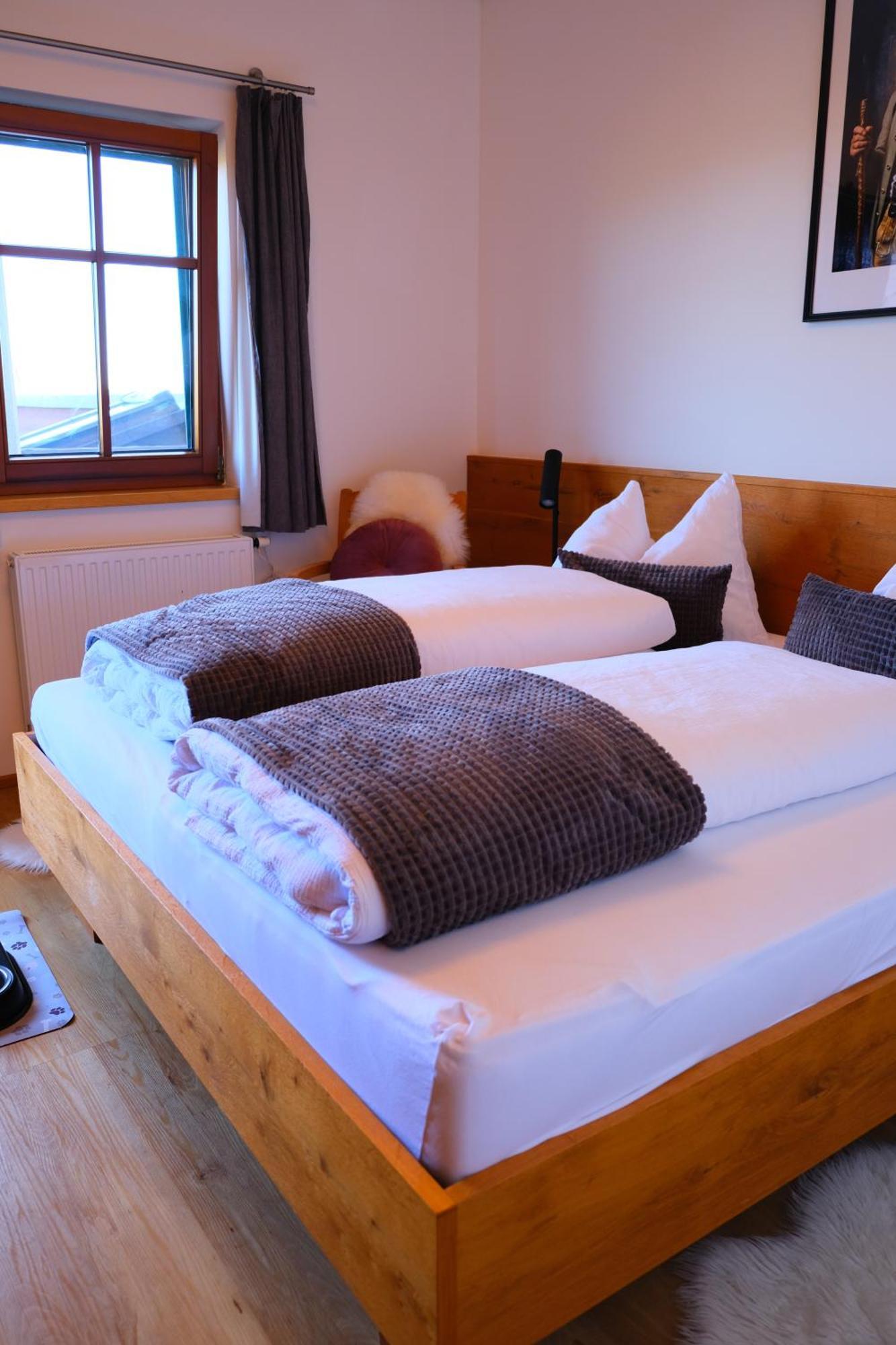 Doppelzimmer mit Balkon